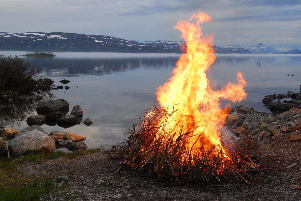 Kilpisjaerven Tunturimajat Villa Kilpisjärvi Rum bild
